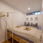 Urban In Friedrichshain-kreuzberg Apartamento *