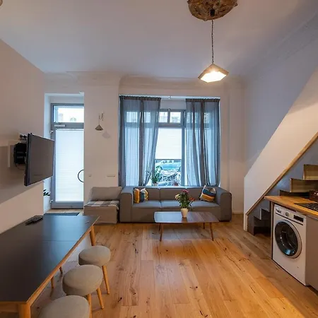 Urban In Friedrichshain-kreuzberg