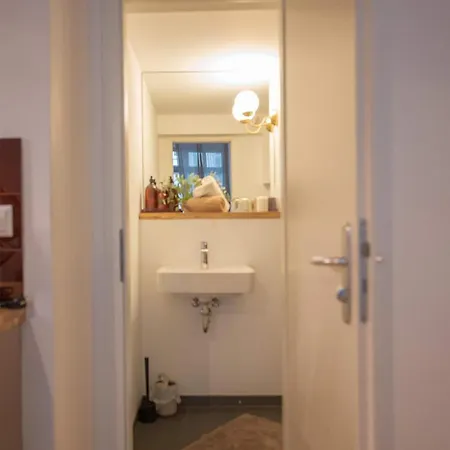 Urban In Friedrichshain-kreuzberg Lägenhet