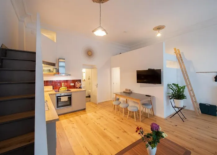 Urban In Friedrichshain-kreuzberg Berlín