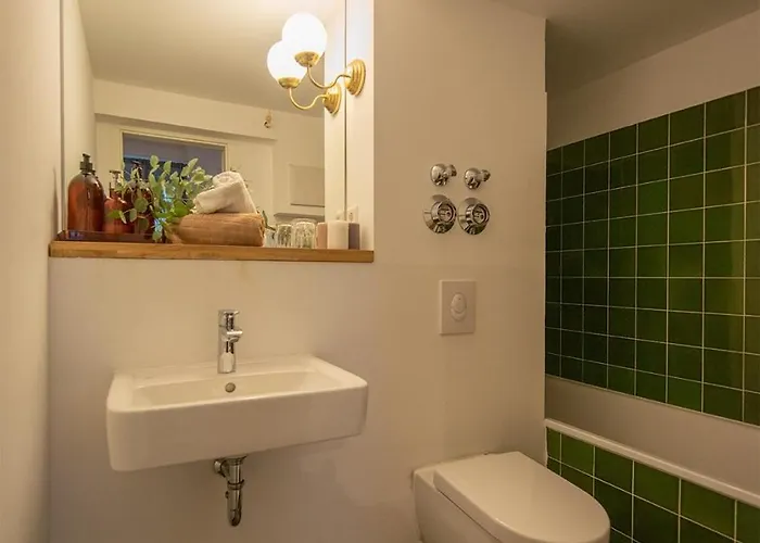 Urban In Friedrichshain-kreuzberg *