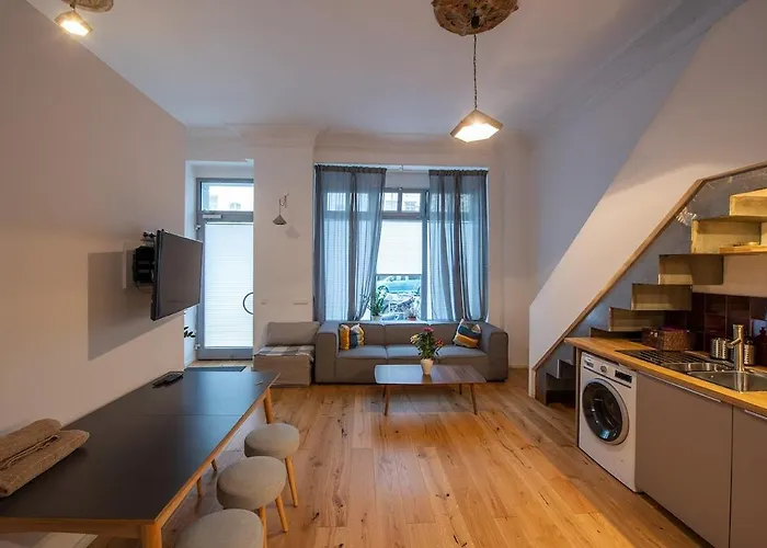 Urban In Friedrichshain-kreuzberg